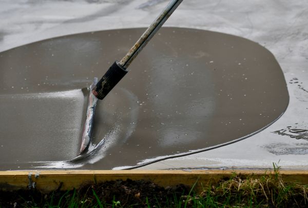 Cost of Concrete Overlay Installation in Lebanon